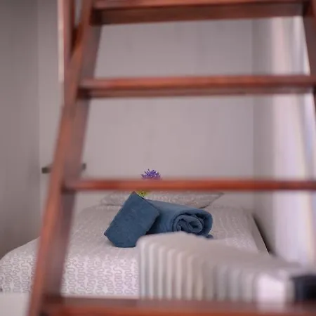 Апартаменты The Blue House - Saint Pauls