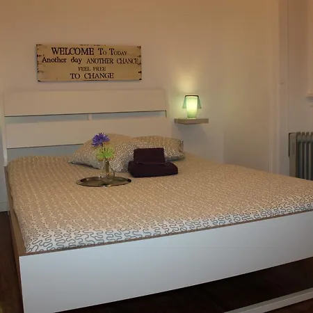 The Blue House - Saint Pauls Apartament *